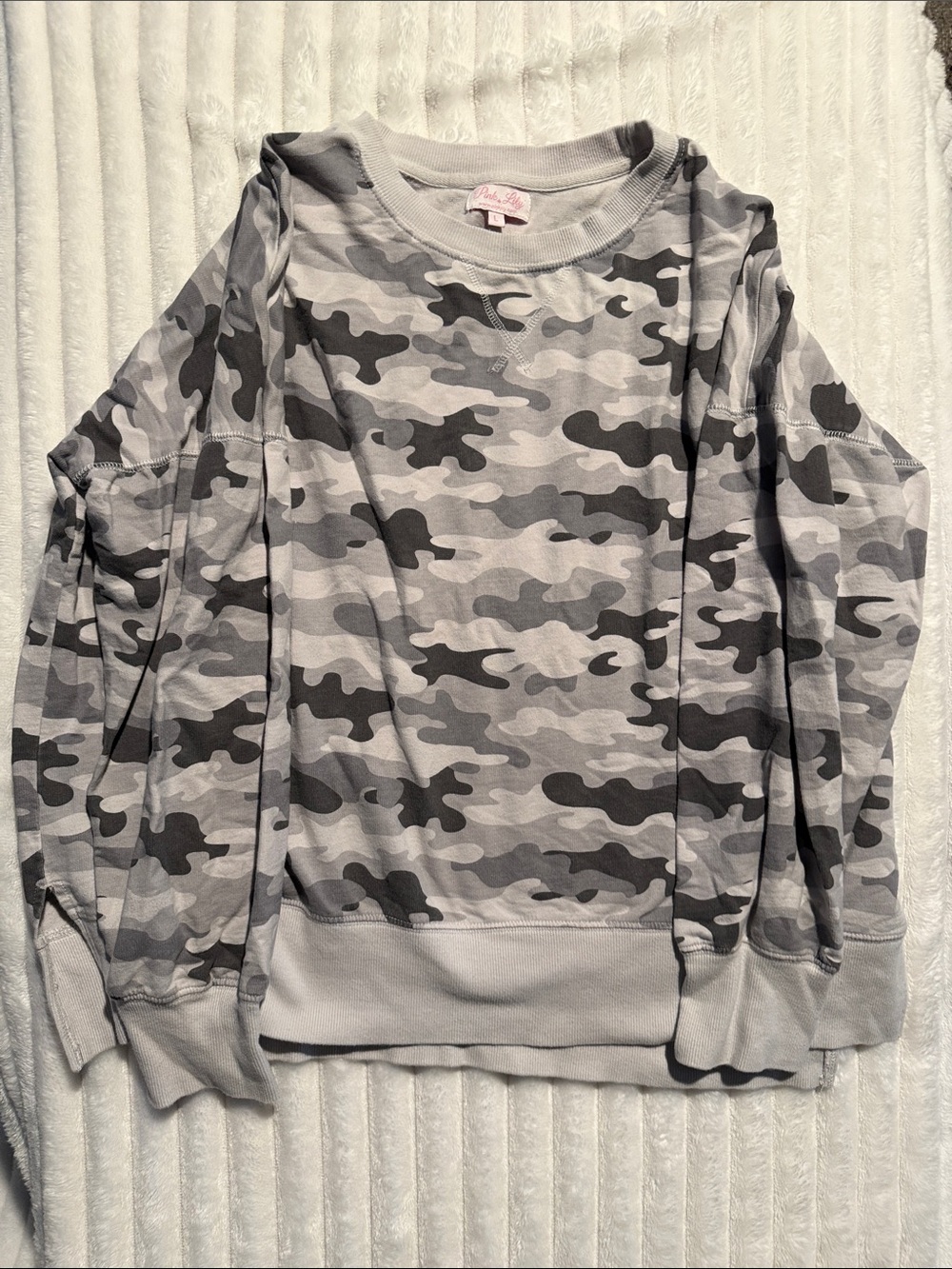 Pink Lily Gray Camo Crewneck Pullover Sweater